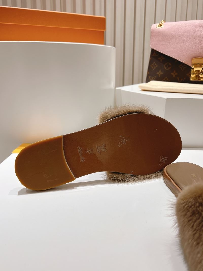 Louis Vuitton Slippers